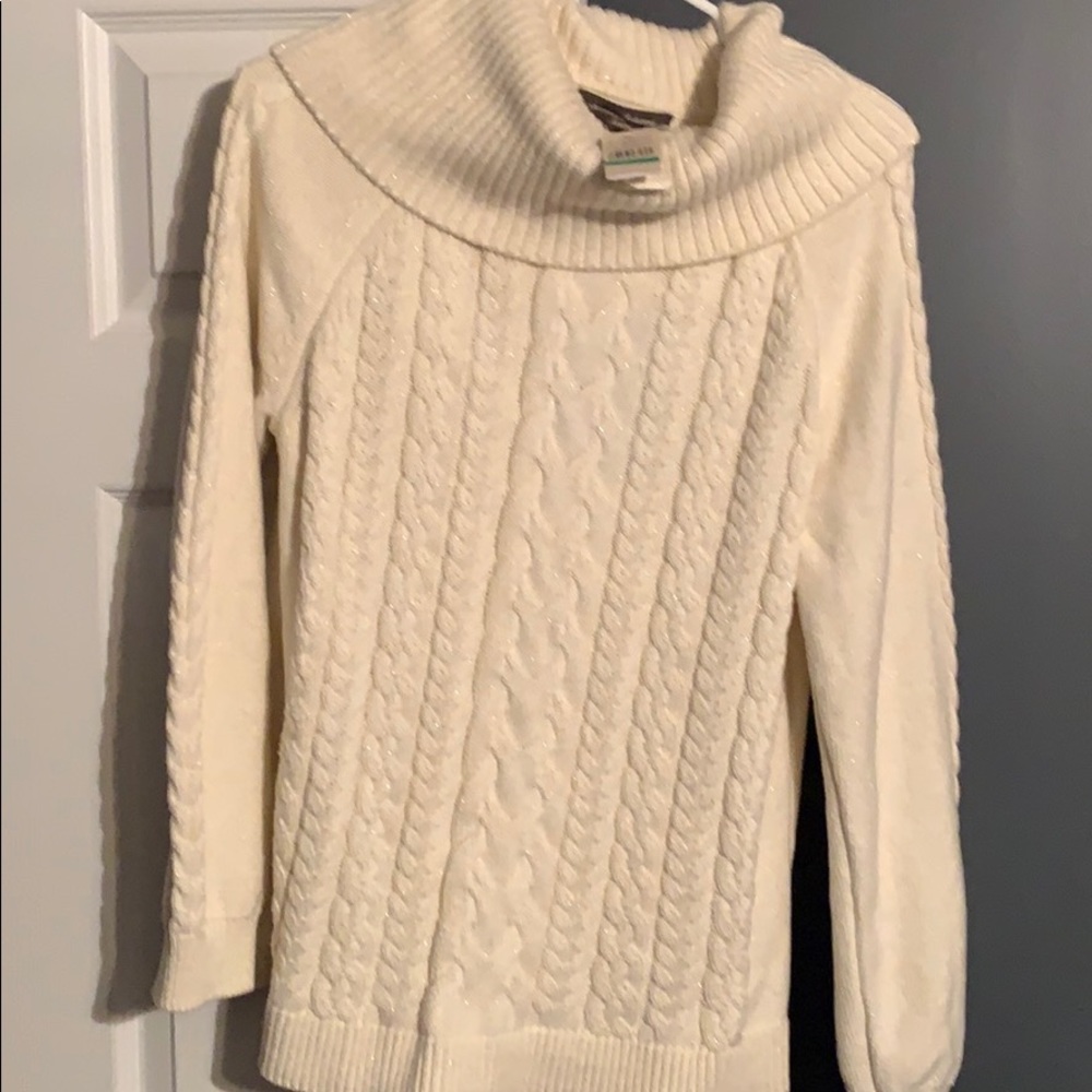 Tommy Bahama Cable Knit Sweater